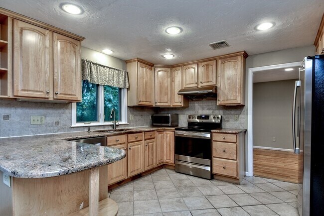 Foto del edificio - 11 Lamplight Cir