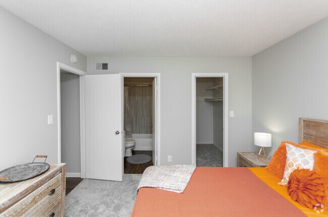 2HAB, 2BA - 1200 ft² - Waterford Place Apartments