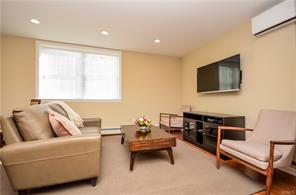 Building Photo - 422 Midland Ave