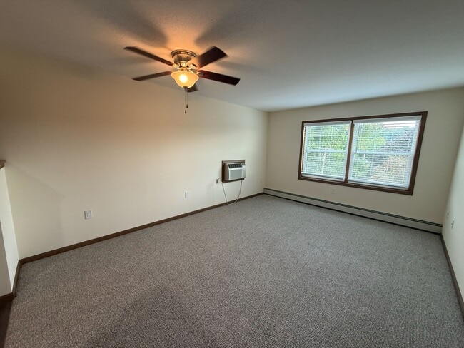 Living room 1 bed-300 - Mcfarland Williamstown Bay (55+)