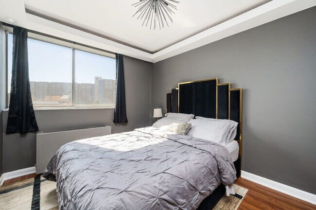 Foto del edificio - 215 Piedmont Ave NE