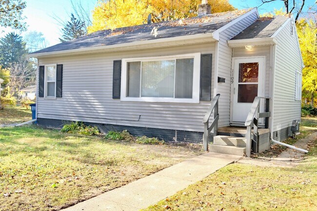 Building Photo - 1109 Turner Ave