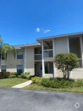 Building Photo - 621 Squire Cir