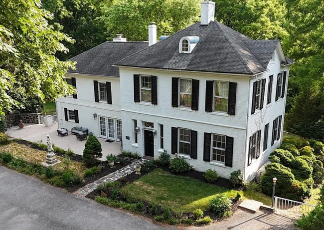 Building Photo - 7912 Savage Guilford Rd