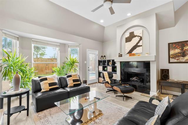 Foto del edificio - 4008 Sherry Ln