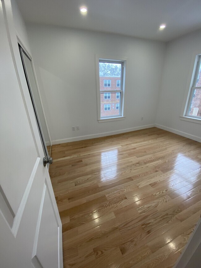 Foto del edificio - 141 Prospect St