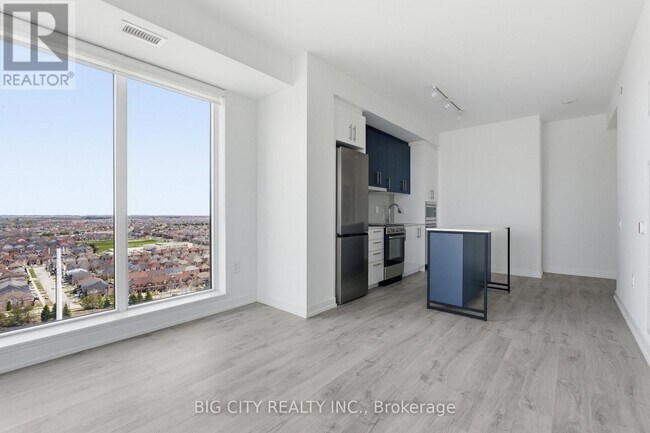 Photo du bâtiment - 9751 Markham Rd