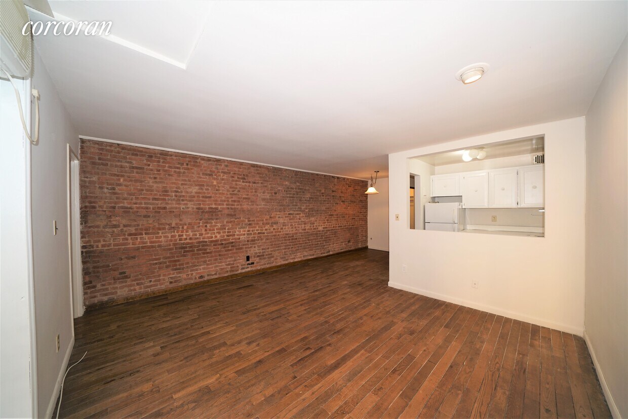 Primary Photo - 59 E 74th St
