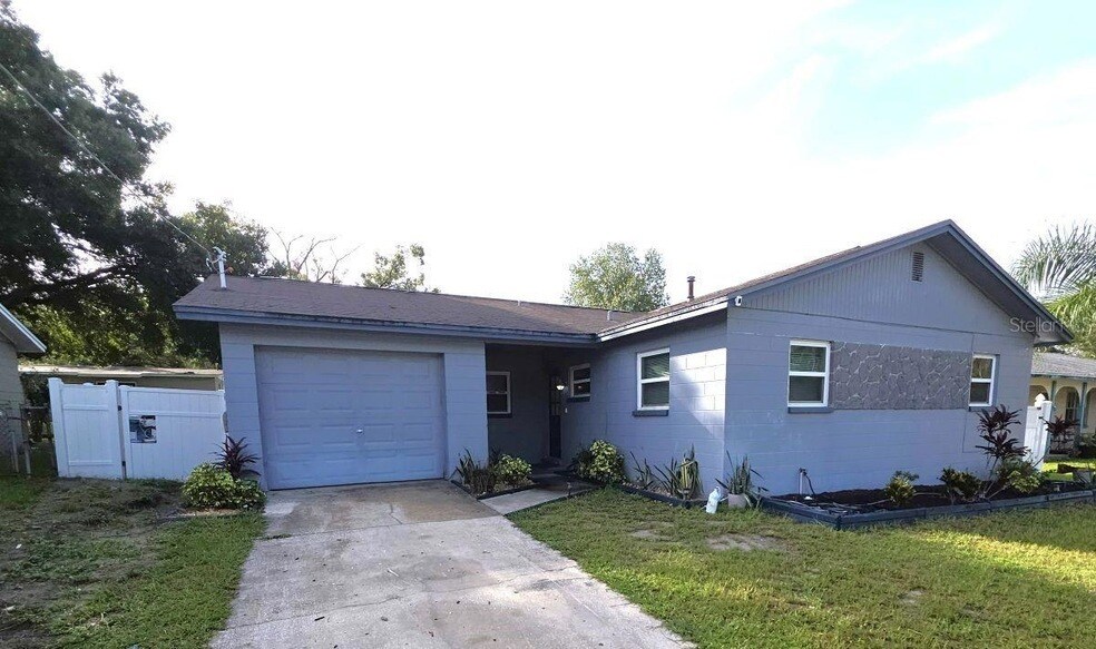 Foto principal - 8313 Tupelo Dr