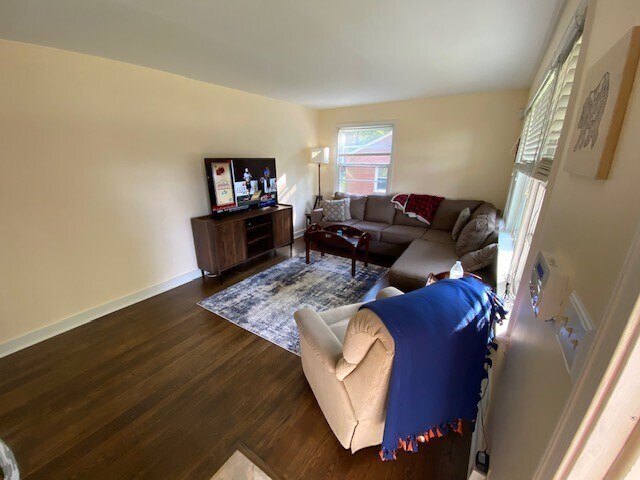 Living/Entry Room - 523 Meriwether Ave