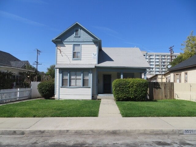Primary Photo - 7221 Washington Ave