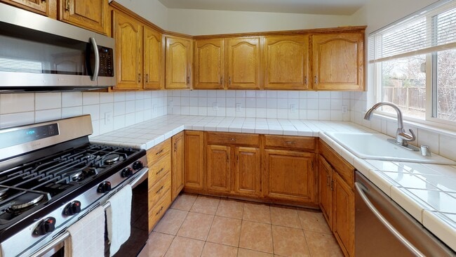 Building Photo - 1155 Bieber Ave