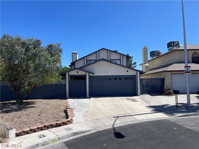 Building Photo - 1721 Palo Alto Cir