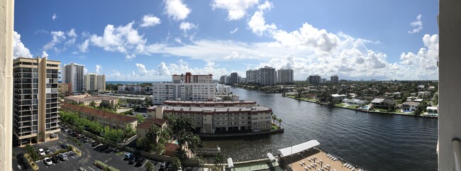 Building Photo - 2017 S Ocean Dr