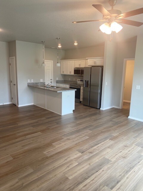 Foto del edificio - 259 NW Greenwood Pl