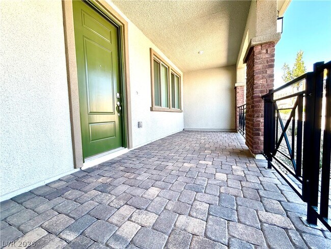 Foto del edificio - 12476 Kings Crk Pl