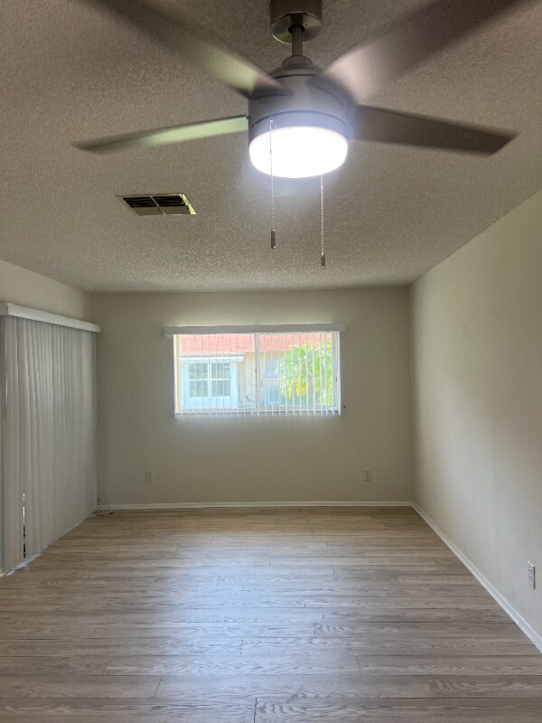 Foto del edificio - 2460 Northside Dr