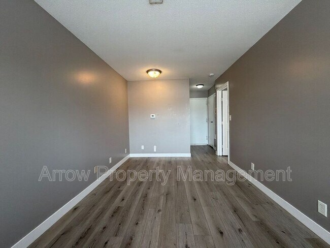 Building Photo - 1111 E Street