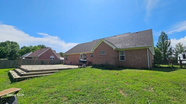 Foto del edificio - 82 Wilkinsville Rd