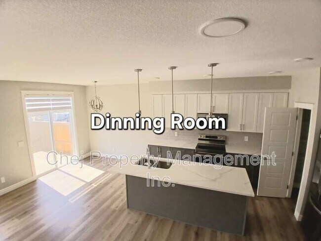 Photo du bâtiment - 16211-16219 19 Ave SW