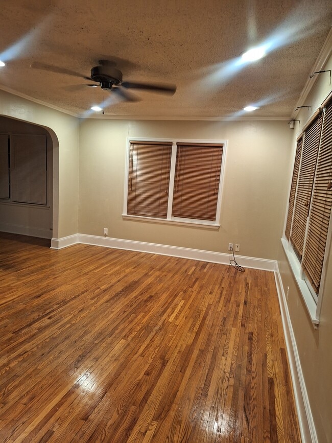 401 S Vassar St, Wichita, KS 67218 House Rental in Wichita, KS