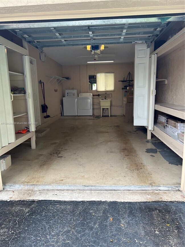 Building Photo - 2274 Nova Village Dr