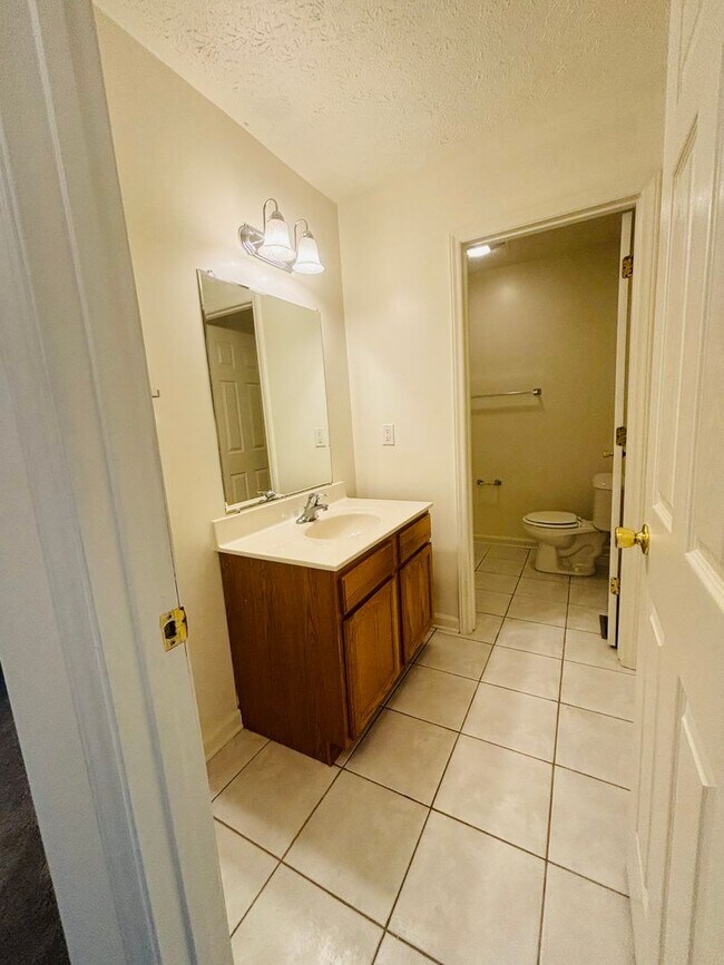 Foto del edificio - 409A Miller St SE