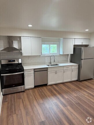 Building Photo - 420 Tintsman Ave