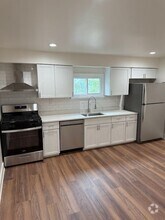Building Photo - 420 Tintsman Ave