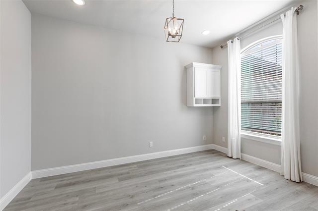 Building Photo - 15688 Tea Tree Rd