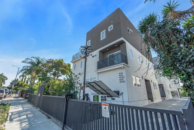 Building Photo - 4630 St Elmo Dr