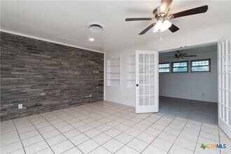 Building Photo - 1806 Glendale Dr