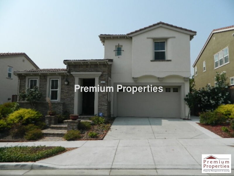 Primary Photo - 3232 Carpenter Way