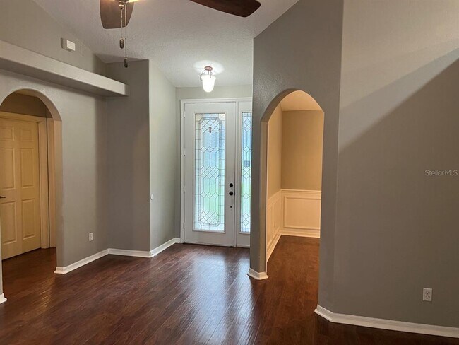 Building Photo - 10423 Paradise Bay Ct