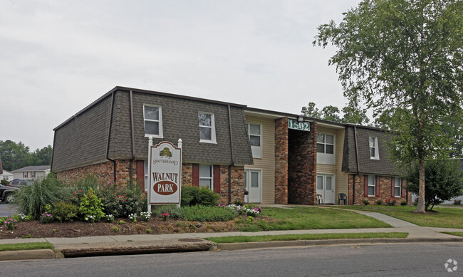 Communities at Southwood - Southwood Apartments