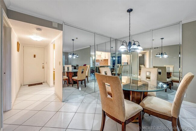 Foto del edificio - 3774 Inverrary Blvd