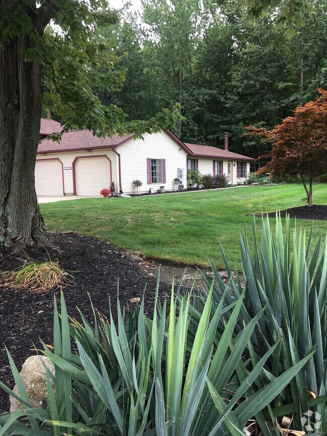 Living Homes Apartments for Rent Mentor, OH 2 Rentals