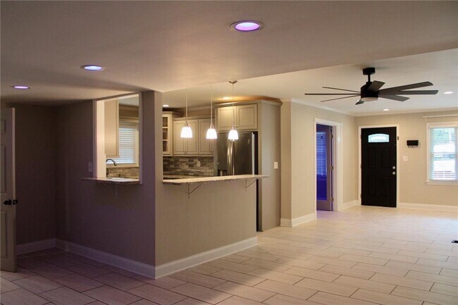 Foto del edificio - 4679 Chamblee Tucker Rd