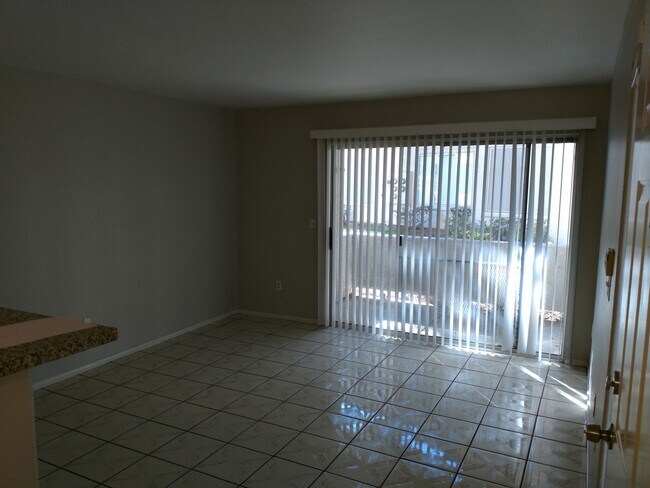 Foto del edificio - 2 Bedroom 2 Bathroom in Canyon Willows