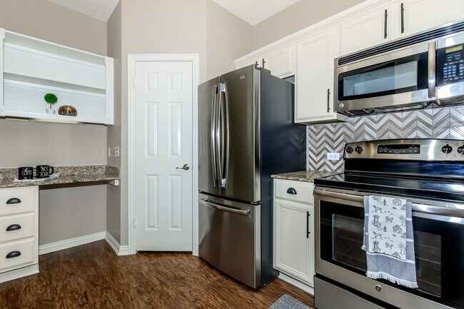 Foto del edificio - Preston Heights Apartments