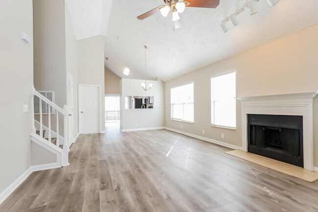 Foto del edificio - 3521 Glenfalls Dr