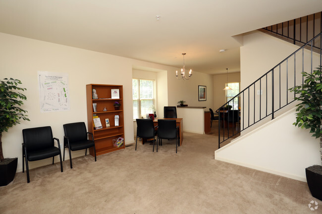 Living Room - The Pointe at Manorgreen Townhomes