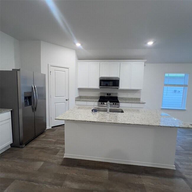 Foto del edificio - 3822 Zoeys Wy