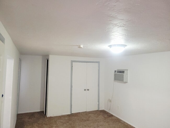 Building Photo - 514 Alcazar St SE
