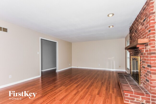 Foto del edificio - 4446 Skyridge Dr