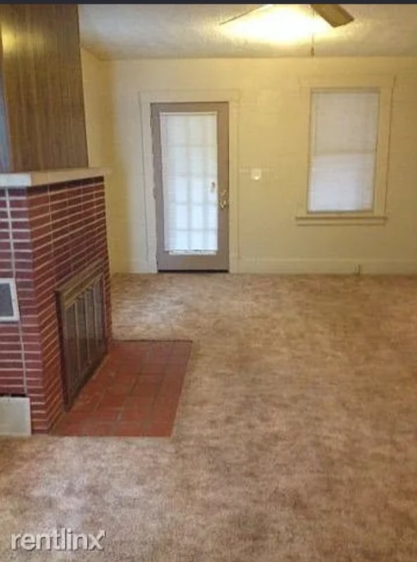 Building Photo - 225 Johnson St