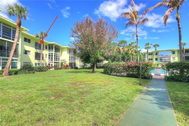 Foto del edificio - 1100 Ponce De Leon Cir