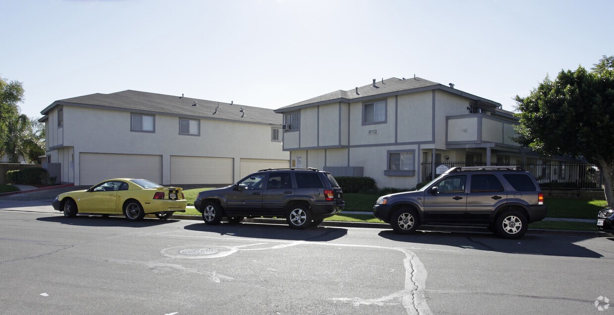 Front view - Cedar Grove Apartments
