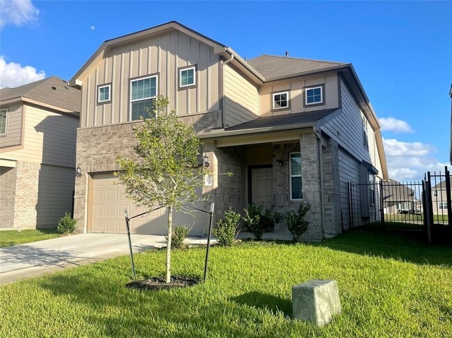 Building Photo - 24807 Adami Veduta Ct