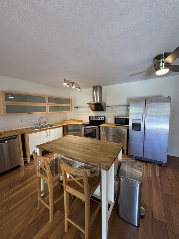 Building Photo - Spengler Manor Condominiums